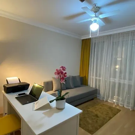 Apartment Minimum 100 Nights Welcome To Our Large Duplex Penthouse Comfy Amenities Nearby! *