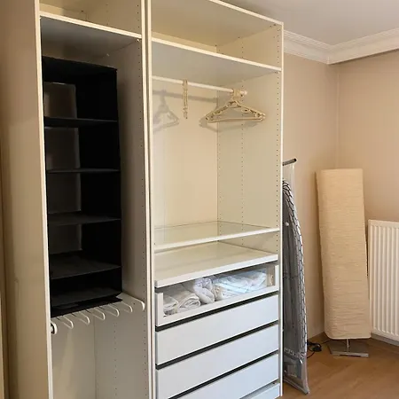 Minimum 100 Nights Welcome To Our Large Duplex Penthouse Comfy Amenities Nearby! Apartment *