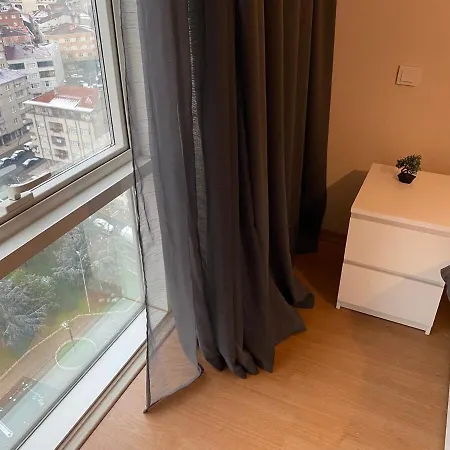 Minimum 100 Nights Welcome To Our Large Duplex Penthouse Comfy Amenities Nearby! Apartamento